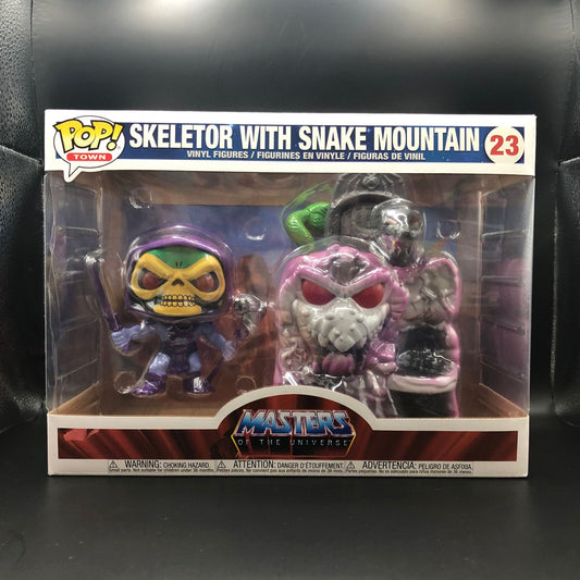 Funko Pop Town de Skeletor con Snake Mountain de la serie Masters of the Universe#23