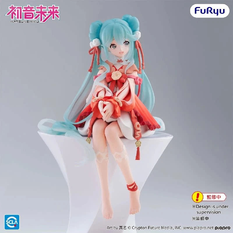 figura original miku new year 3