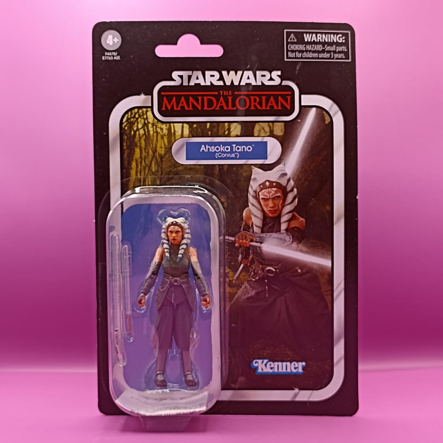 Figura Ahsoka Tano Vintage Collection